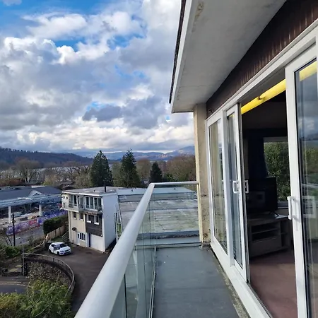 Penthouse - Duplex Flat - Location