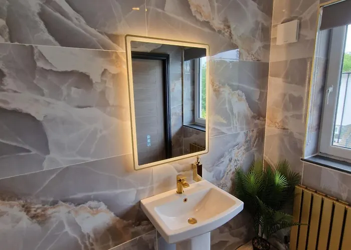 Penthouse - Duplex Flat - Location