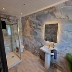 Apartment Penthouse - Duplex Flat - Location